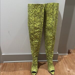 Striking Green Over-the-Knee Boots with Snake Print
